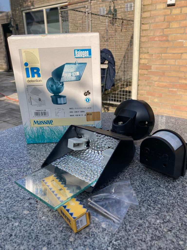 Massive Halogeen Straler met Bewegingssensor, Tuin en Terras, Overige typen, Nieuw, Ophalen of Verzenden, Netvoeding