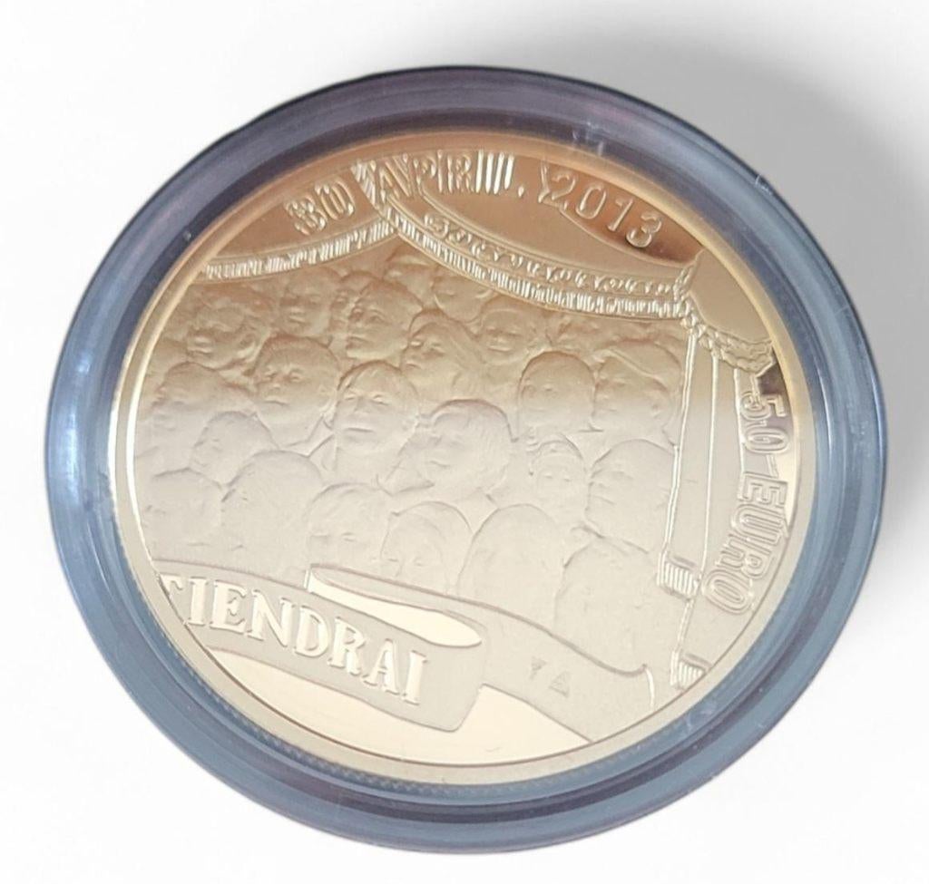 Nederland gouden 50 euro 2013 proof in luxe houten doosje, Ophalen of Verzenden, Goud