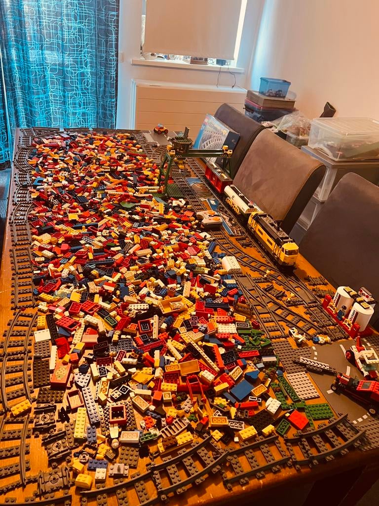 Lego zeer veel lego met trein en rails, Kinderen en Baby's, Ophalen of Verzenden, Zo goed als nieuw