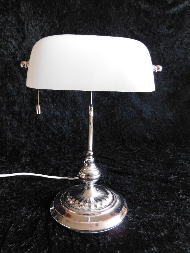 Notarislamp of Bankierslamp in chroom met kap van wit glas e, Huis en Inrichting, Lampen | Tafellampen, Gebruikt, Minder dan 50 cm