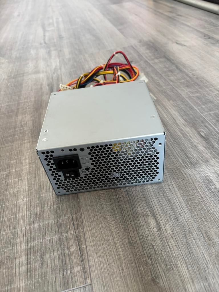FSP 400W Voeding (FSP400-60MDN) – voor Medion & Retro pc, Computers en Software, Interne voedingen, Ophalen of Verzenden, Gebruikt