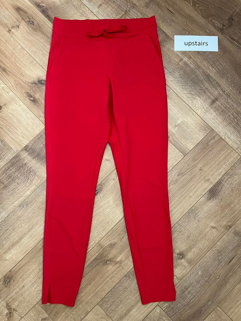 Studio anneloes upstairs broek M rood travelstof, Kleding | Dames, Broeken en Pantalons, Maat 38/40 (M), Ophalen of Verzenden