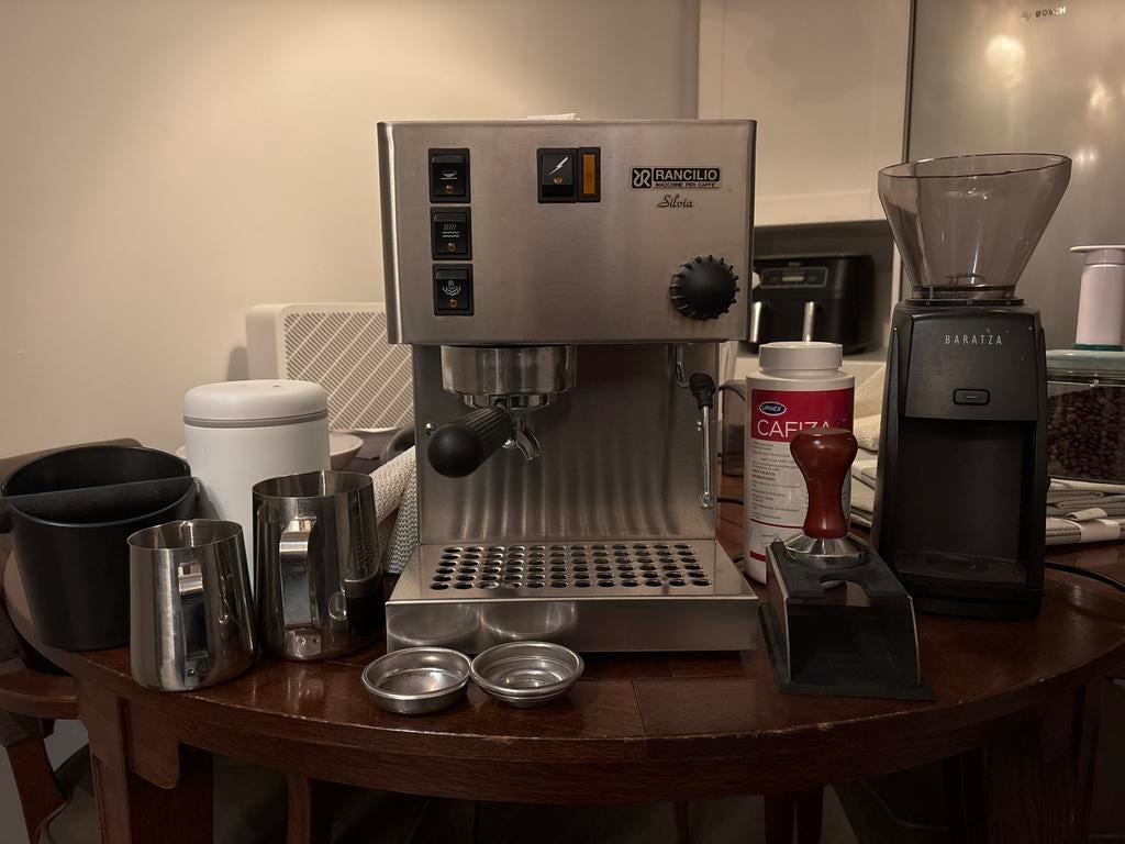 Rancilio Silvia V1 koffiemachine met accessoires, Ophalen, Gebruikt, Espresso apparaat, 10 kopjes of meer