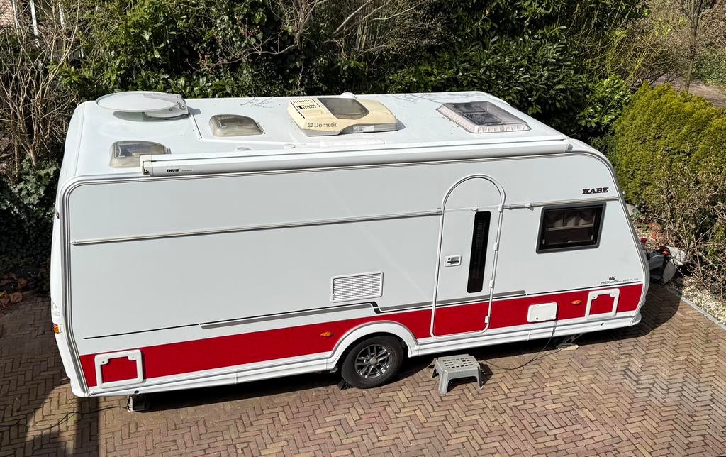 KABE Royal 560 XL KS, Rondzit, Frans bed, Kabe, 5 tot 6 meter