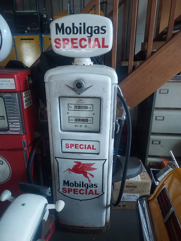 Gilbarco 900 series jaren 40 pomp / benzinepomp patina, Ophalen