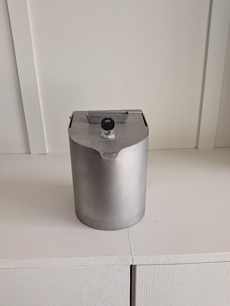 geldbakje/geldkistje/collectebus, Ophalen of Verzenden, Zo goed als nieuw, Metaal of Blik, Overige thema's