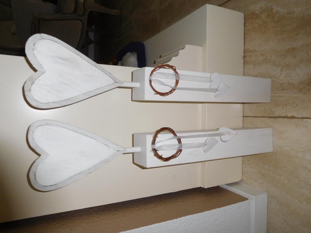 Twee brocante houten harten 60 cm hoog, Ophalen of Verzenden, Zo goed als nieuw, Hout