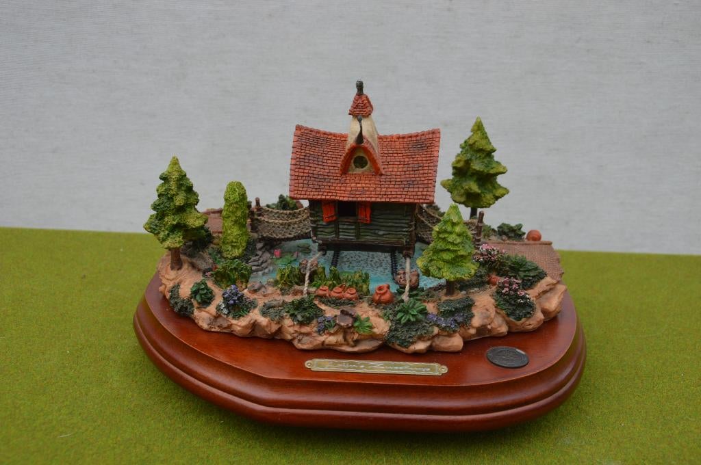 Vintage Efteling miniatuur lavenhuis: Lijn`s Zweefhuys 26cm, Ophalen of Verzenden, Gebruikt, Beeldje of Poppetje
