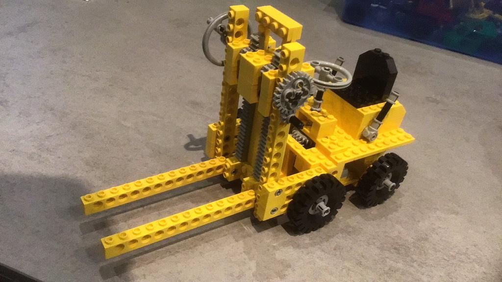 Lego Technic Vorkheftruck - Geel 850, Ophalen of Verzenden, Gebruikt, Complete set, Lego