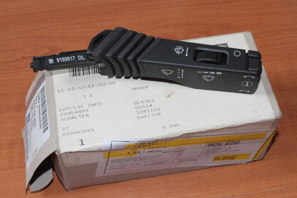 Opel Vectra C schakelaar ruitenwisser met info-knop nieuw, Ophalen, Nieuw, Opel