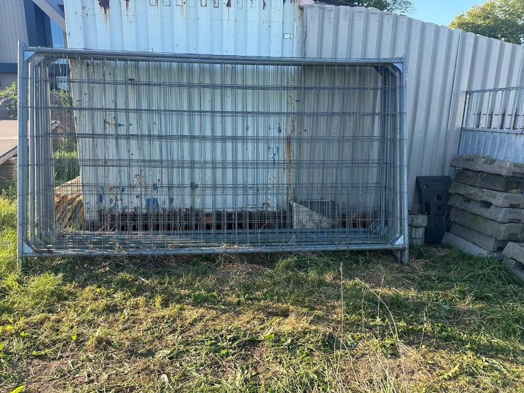 Partij bouwhekken met klemmen en blokken, Ophalen, Gebruikt