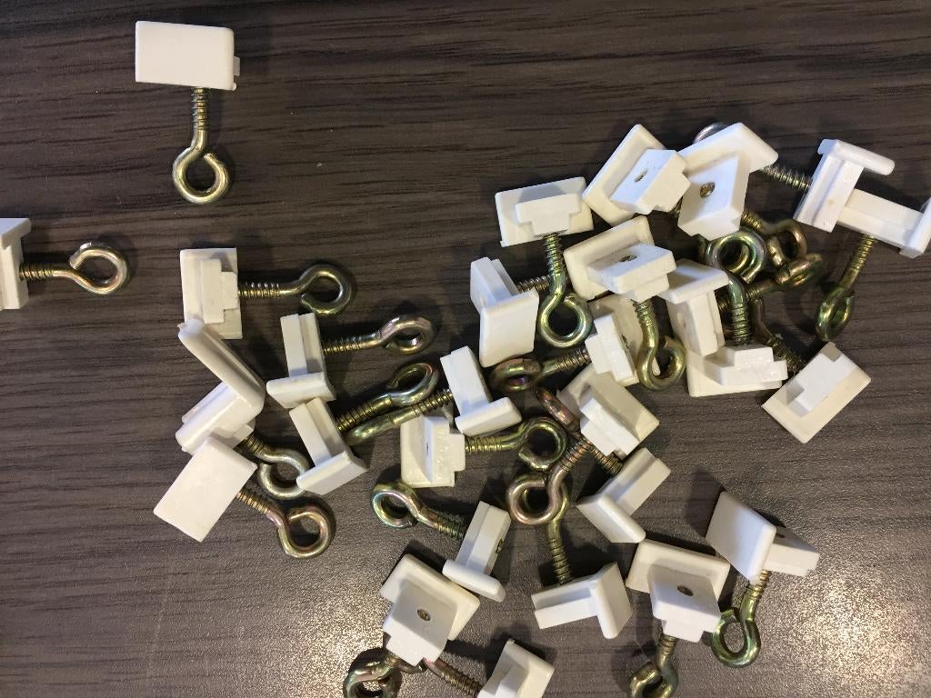 Eindstop voor Swish rail FG106N wit kunststof - fournituren, Huis en Inrichting, Stoffering | Gordijnen en Lamellen, Nieuw, Minder dan 100 cm