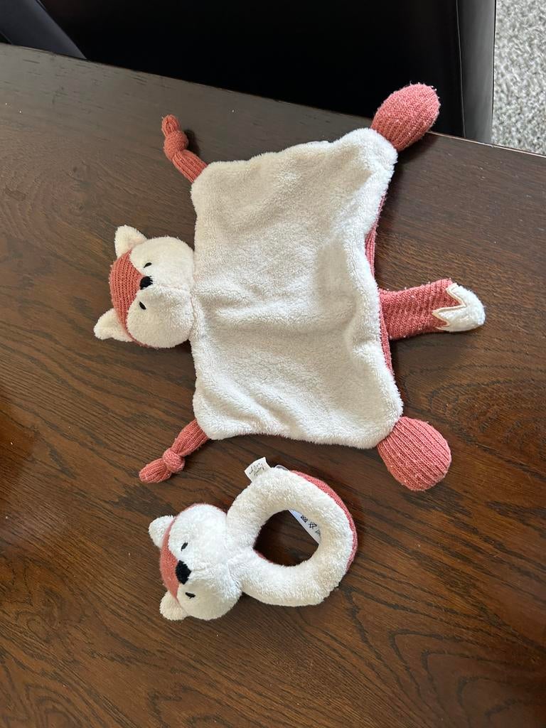 Vosje knuffeldoek en rammel samen te koop, Ophalen of Verzenden, Zo goed als nieuw, Overige typen