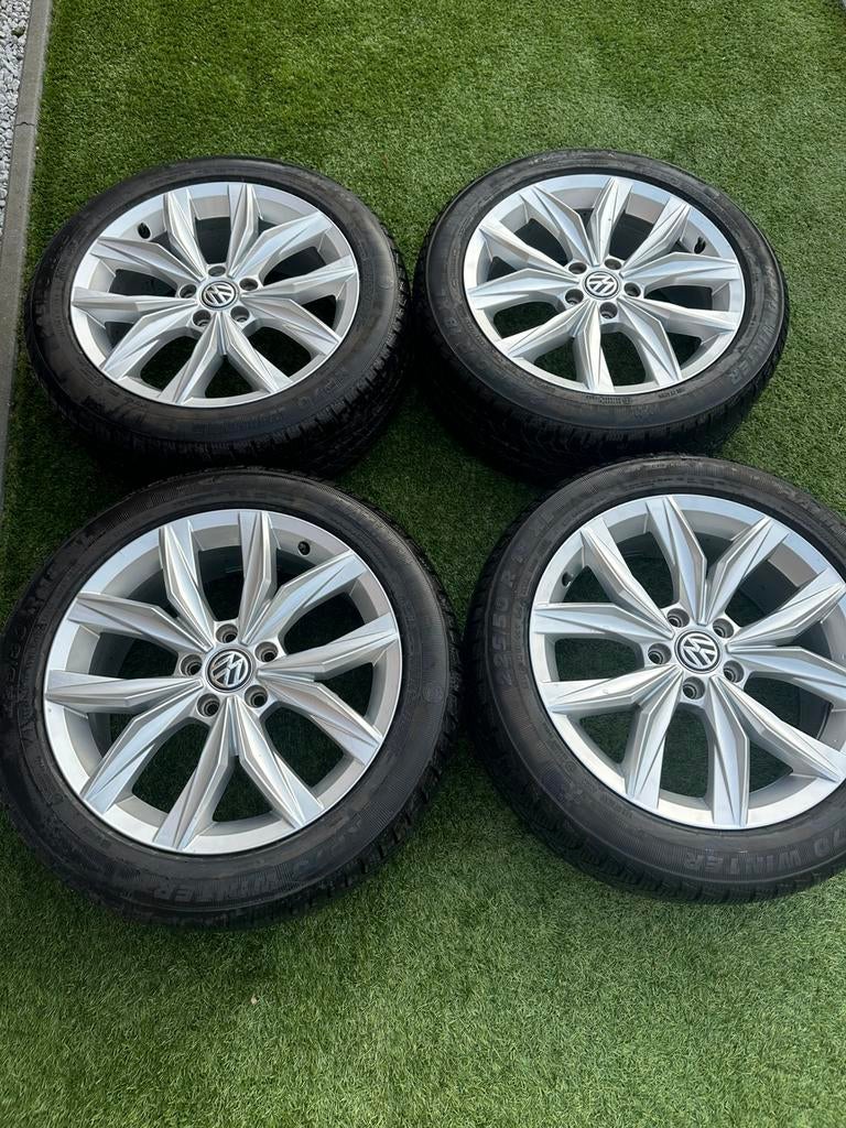 VW Tiguan-T-Rock-Passat-Golf- 18inch Kingston Velgen Banden, 18 inch, Banden en Velgen, 225 mm, Winterbanden