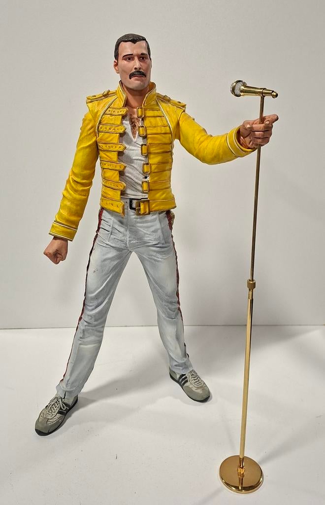 Neca Freddie Mercury Figure 18 inch (45 cm), Ophalen of Verzenden, Zo goed als nieuw