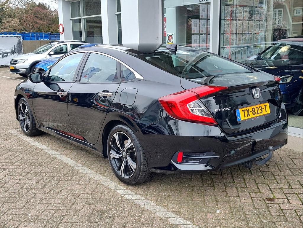 Honda Civic 1.5 i-VTEC EXECUTIVE AUTOMAAT Leder | Dodehoekse, Auto's, Honda, 4 cilinders, Met garantie (alle), Zwart, Leder