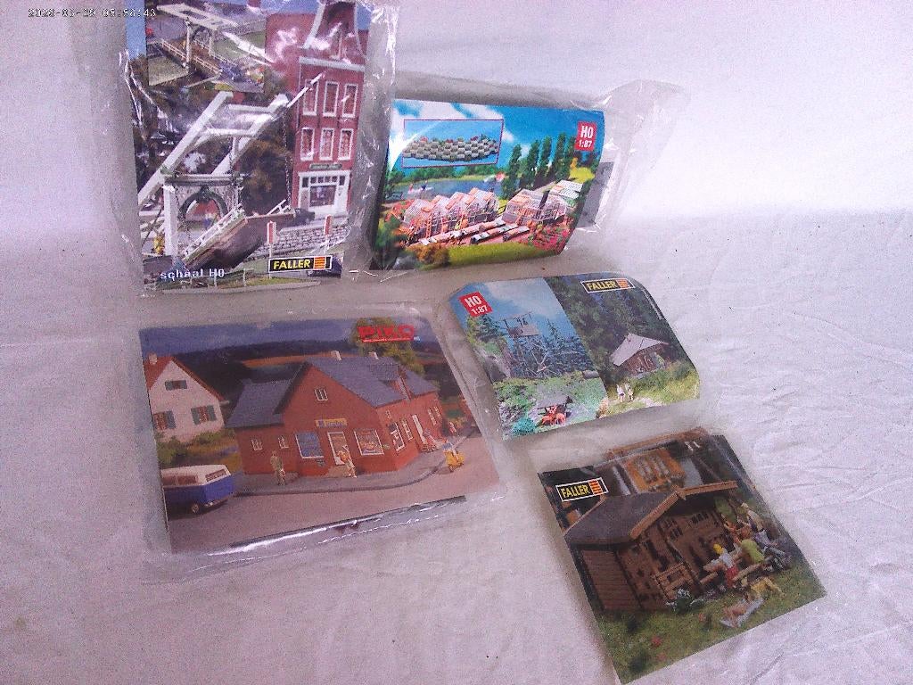 5x HO 1-87 Faller / Piko bouwpakketten v marklin, Hobby en Vrije tijd, Modeltreinen | H0, Gelijkstroom of Wisselstroom, Brug, Tunnel of Gebouw