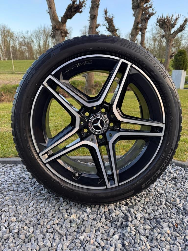 18 inch Mercedes A B Klasse CLA AMG Winterbanden Origineel, Auto-onderdelen, Banden en Velgen, 18 inch, Banden en Velgen, 225 mm