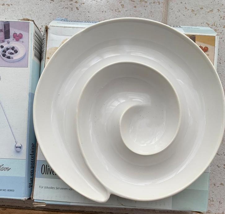 2  nieuwe olijven serveer schaaltjes, Ophalen, Nieuw, Schaal