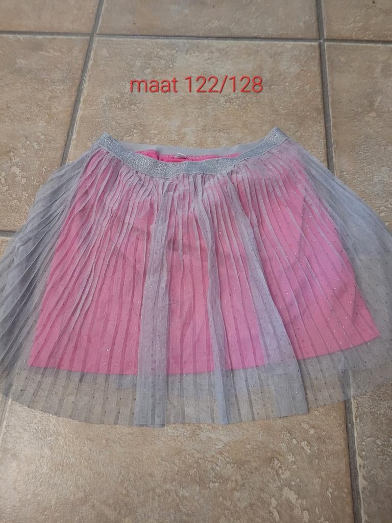 Roze rok met grijze tule, maat 122/128, Kleding | Dames, Ophalen of Verzenden