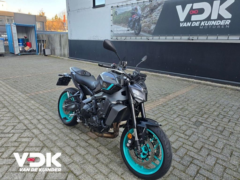YAMAHA MT 09 Y-AMT (bj 2024) - foto 2