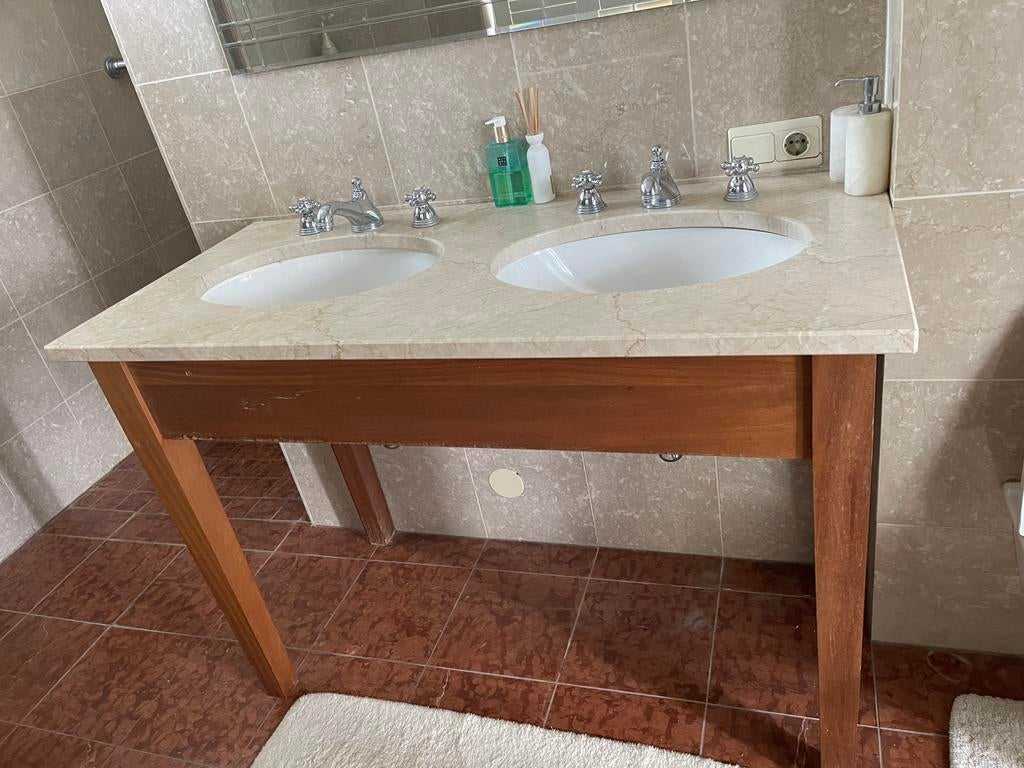 Badkamermeubel met kranen + spiegel, Ophalen, Gebruikt, 150 tot 200 cm, Minder dan 100 cm