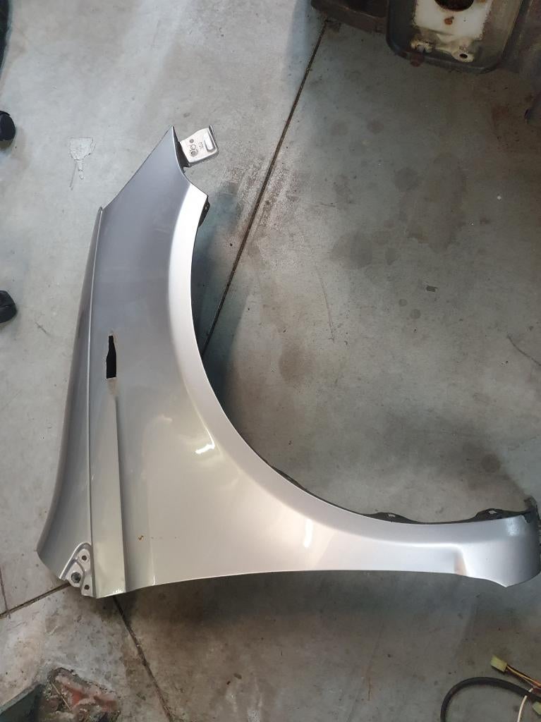 Toyota Yaris Scherm rechts voorzijde, Auto-onderdelen, Ophalen, Gebruikt, Rechts, Spatbord