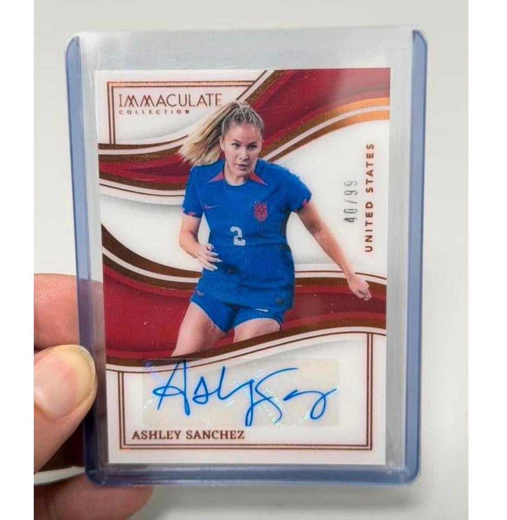2023-24 ASHLEY SANCHEZ /99 PANINI IMMACULATE + Handtekening, Buitenlandse clubs, Spelerskaart, Nieuw, Ophalen of Verzenden