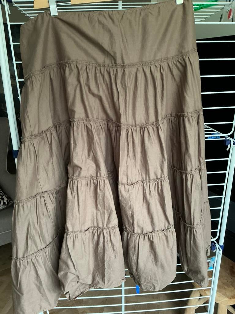 Bruine half lange rok mt L,bruine stroken rok,katoenen rok, Ophalen, Gedragen, Bruin, Onder de knie
