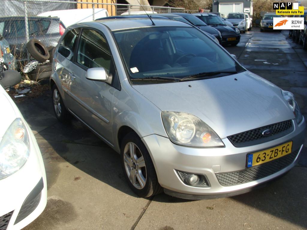 Ford Fiesta 1.3-8V Futura airco(unieke km)elek pak nap apk, 1299 cc, 4 cilinders, Origineel Nederlands, Bedrijf