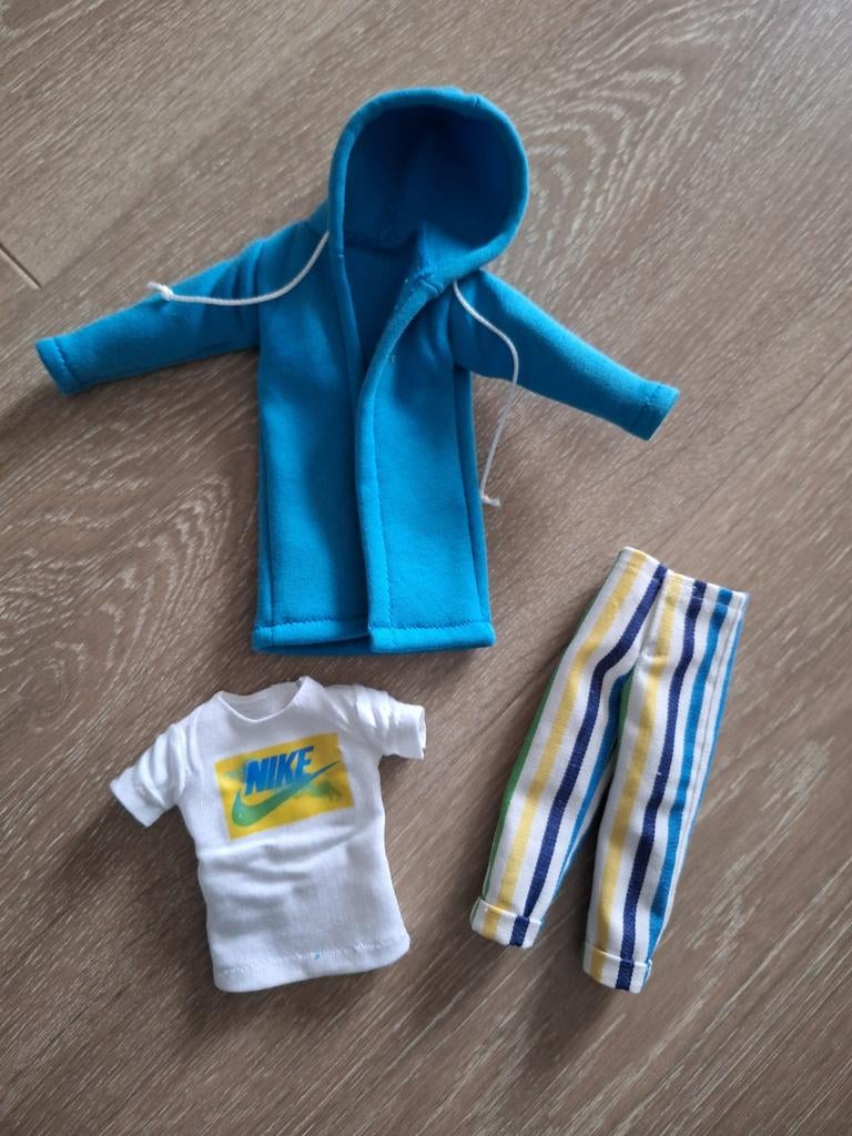 Barbie Ken kleding, Ophalen of Verzenden, Zo goed als nieuw, Kleertjes