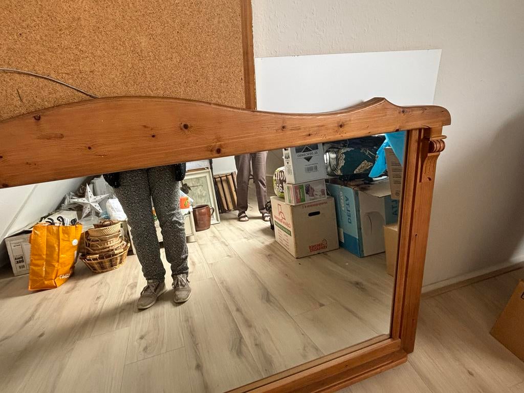 Houten spiegel met bewerkte lijst, Ophalen, Gebruikt, 100 tot 125 cm, Minder dan 100 cm