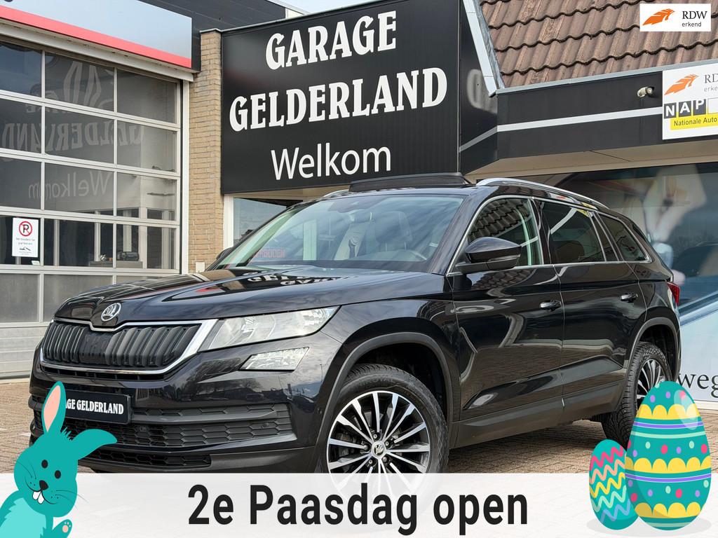 Skoda Kodiaq 1.5 TSI Sportline 7p. | Bi-Xenon | Pano | Apple, Zwart, 4 cilinders, 150 pk, 7 stoelen
