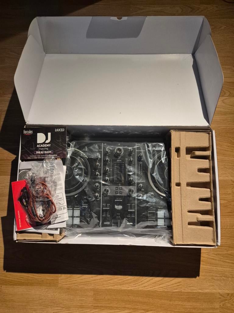 Hercules DJControl Inpulse 500, Muziek en Instrumenten, Dj-sets en Draaitafels, Ophalen, Nieuw, Dj-set, Overige merken