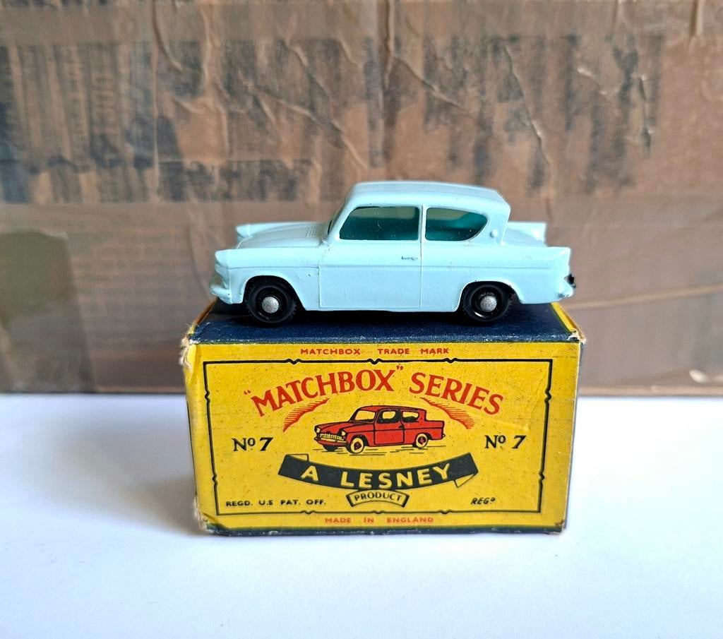 Matchbox 7 ford anglia  & C box !, Ophalen of Verzenden, Zo goed als nieuw, Auto