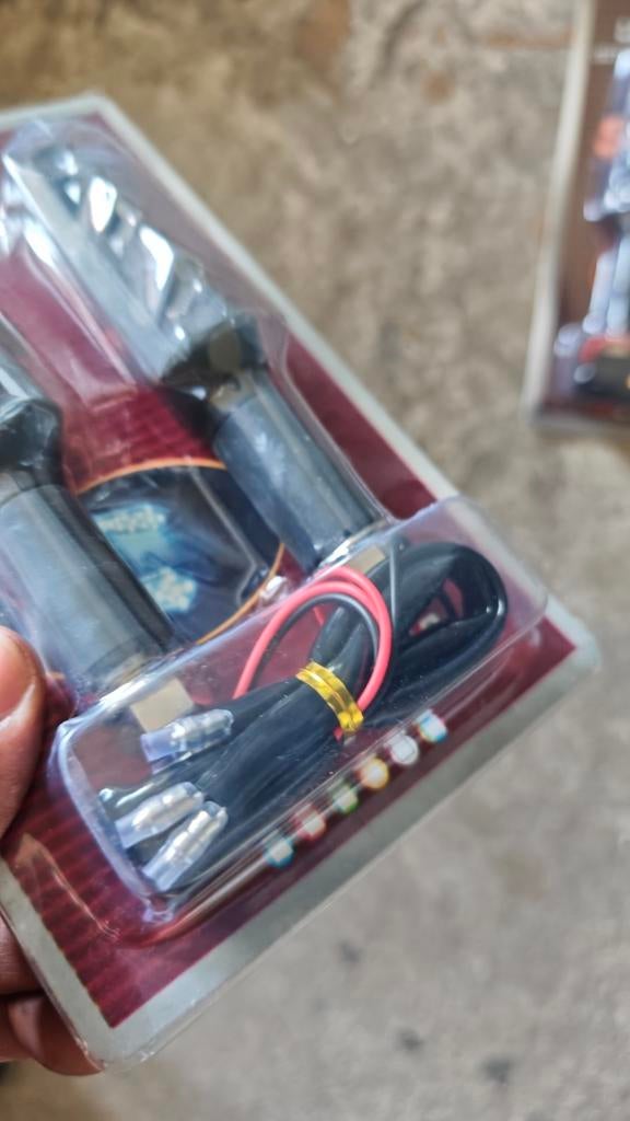 Nieuwe Motor Knipperlichten LED - ca. 10cm lang, Ophalen of Verzenden, Nieuw