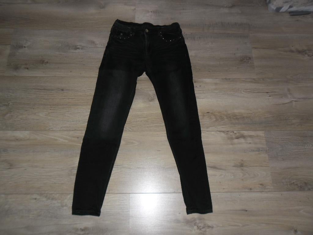 Blue Daze Zwarte Denim Spijkerbroek Met Studs Maat 38, Blue Daze, Zwart, Ophalen of Verzenden, Zo goed als nieuw