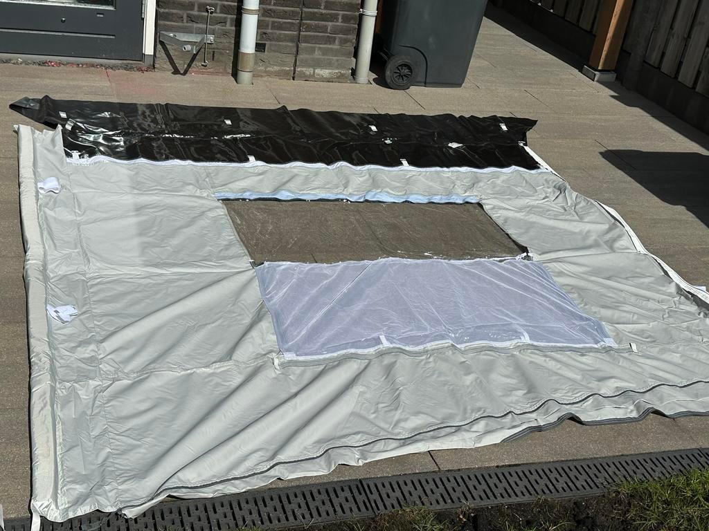 Obelink Queen zijwand links 250 en voorwand 330-1x gebruikt, Caravans en Kamperen, Caravan accessoires, Ophalen, Zo goed als nieuw