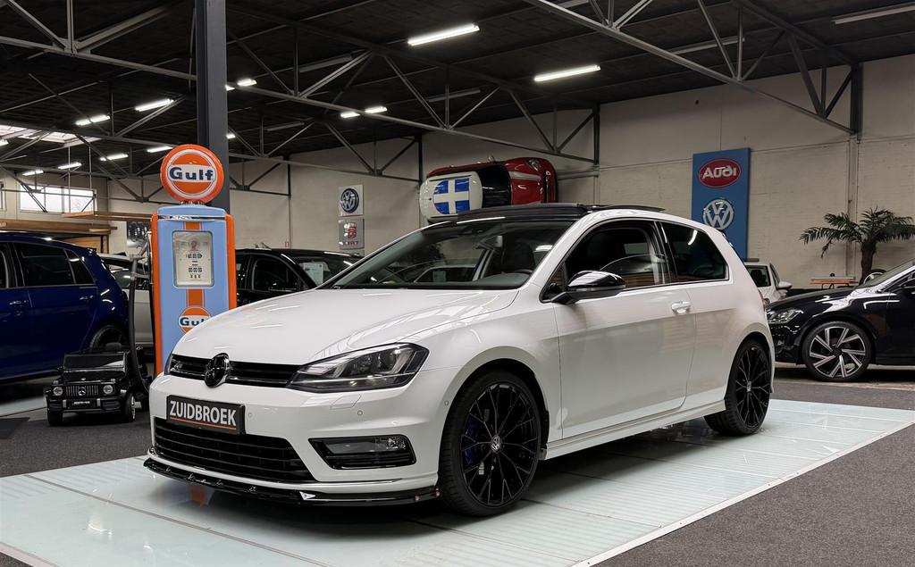 Volkswagen Golf 1.4 TSI Vol opties! Pano! Maxton! Navi! Clim, Gebruikt, 4 cilinders, 1290 kg, Bluetooth