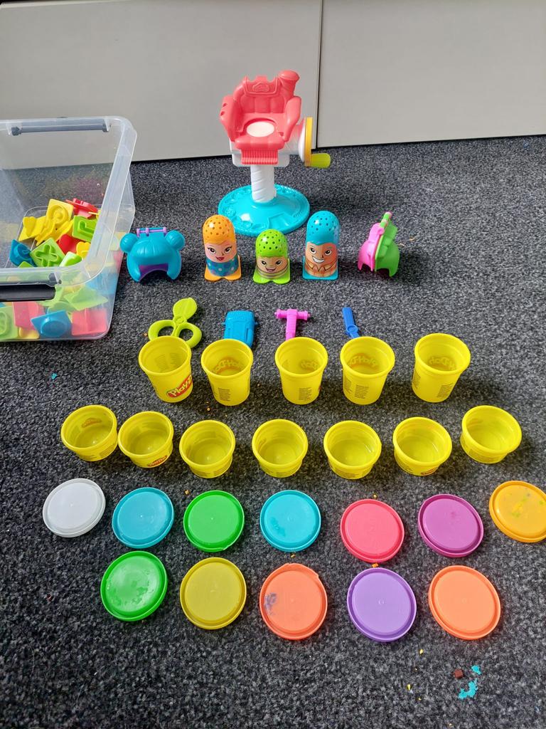 Play-doh kleiset. Zonder klei, Ophalen of Verzenden, Gebruikt, Jongen of Meisje