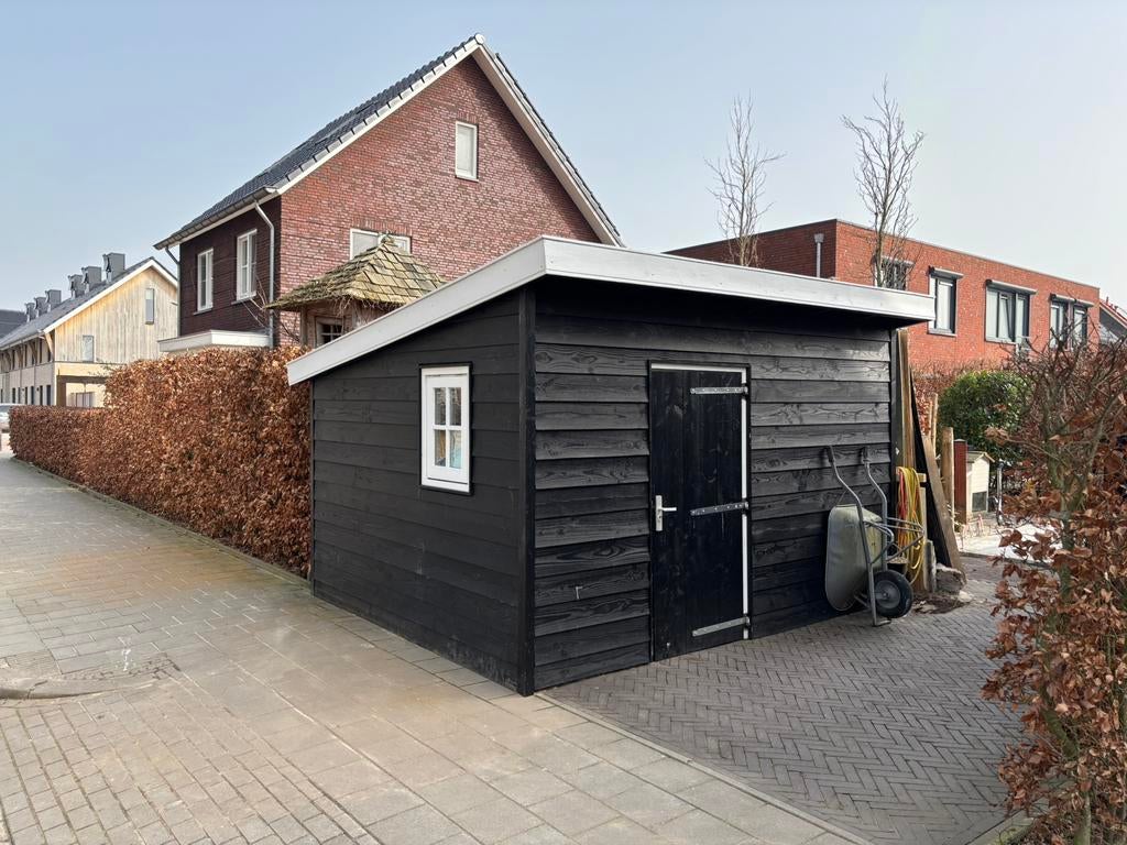 Houten schuur (Douglas) 3,20x4,00 compleet en in goede staat, Ophalen, 250 tot 500 cm, Schuur, Zo goed als nieuw