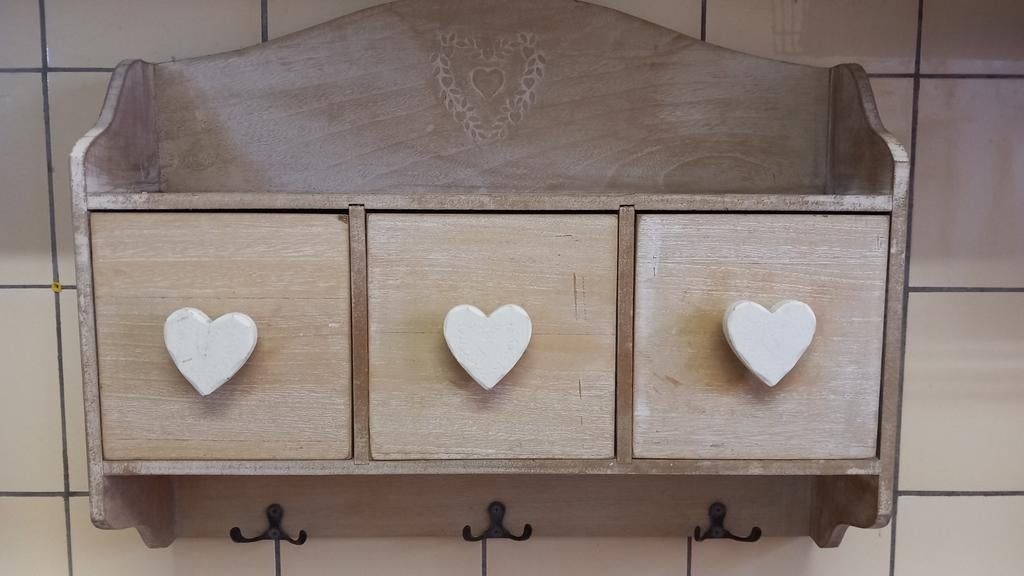 Brocante opberg kastje met hartjes, Ophalen