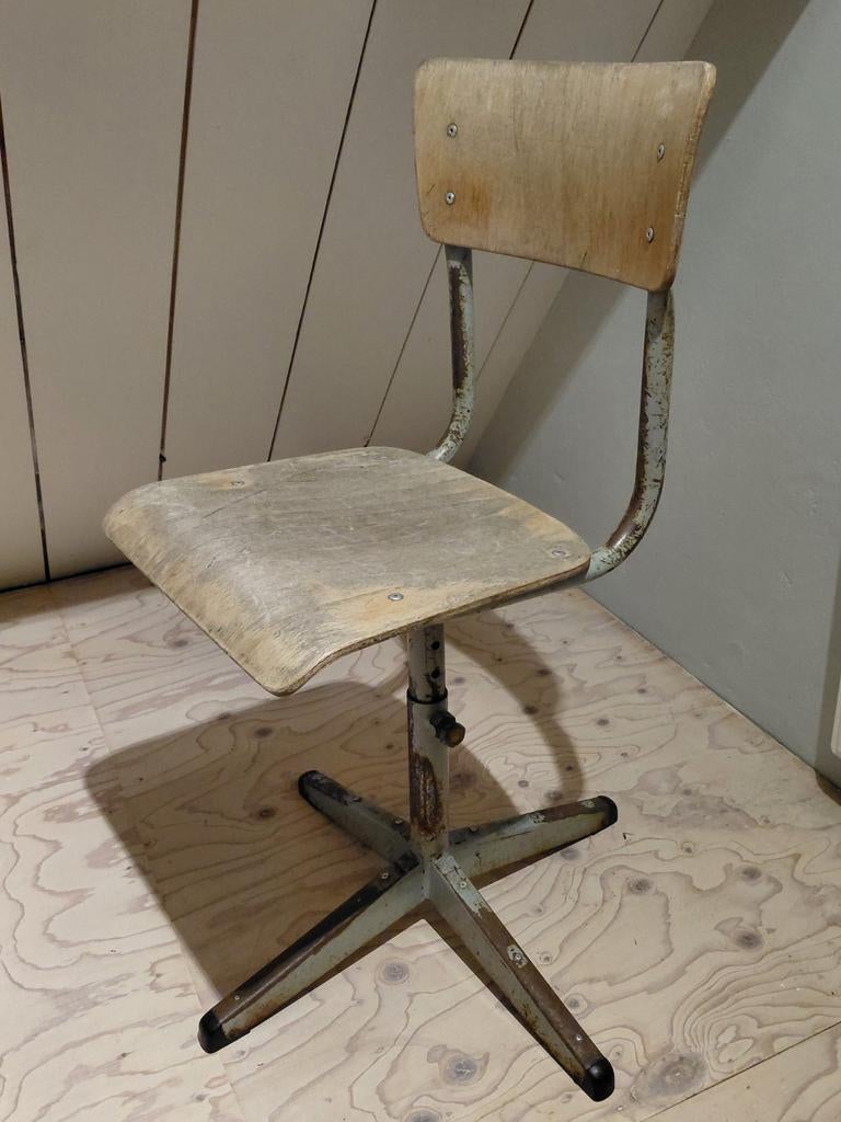 Vintage stoel hout/metaal, Huis en Inrichting, Stoelen, Ophalen, Gebruikt, Bruin, Eén