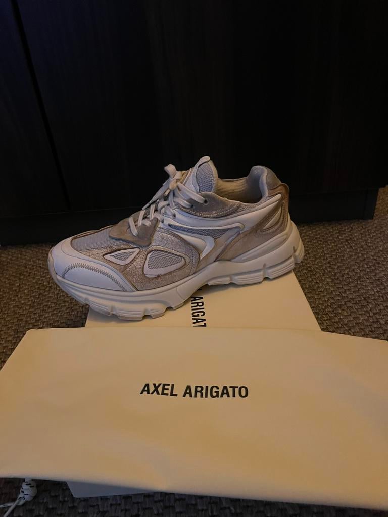 Sneaker van Axel arigato maat 39, Beige, Ophalen of Verzenden, Sneakers of Gympen, Zo goed als nieuw