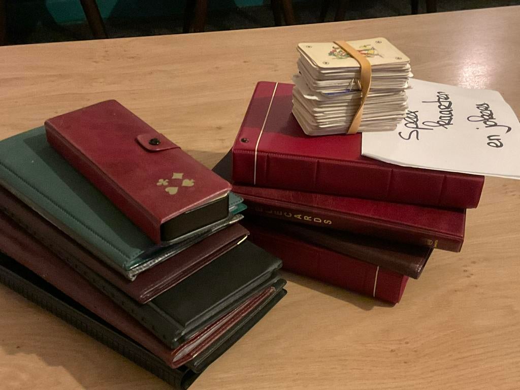 Verzameling Jokers speelkaarten 12 mappen, Ophalen of Verzenden, Zo goed als nieuw, Joker(s)