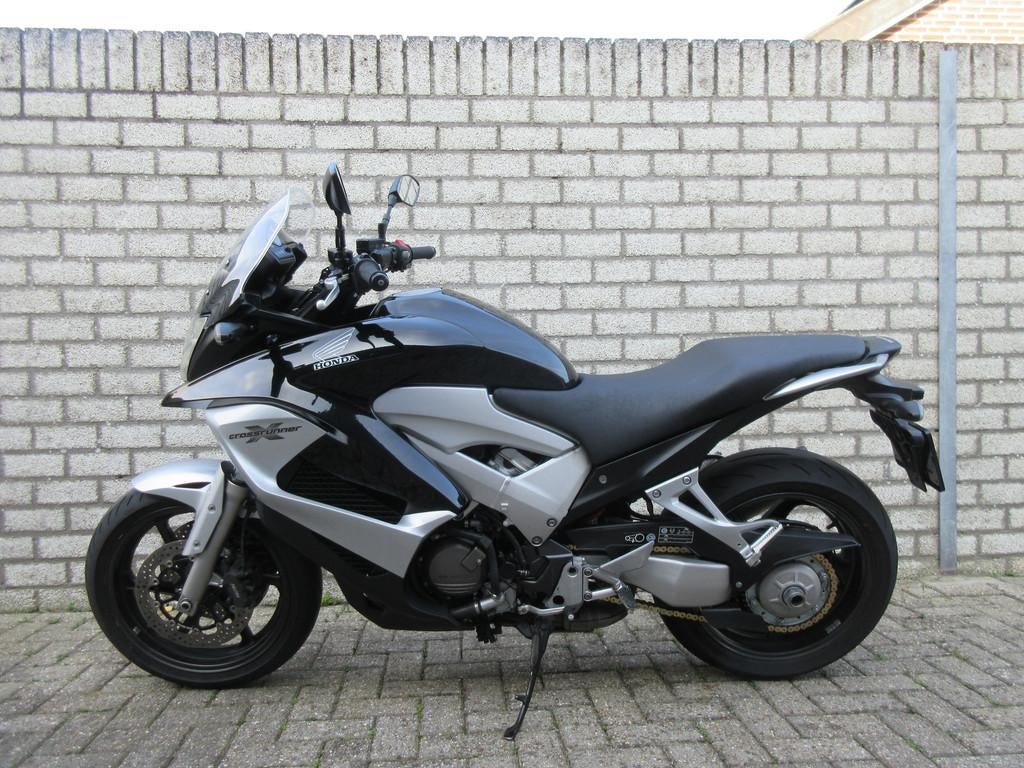 Honda VFR800X (bj 2011), Motoren, Motoren | Honda, Bedrijf, Toermotor