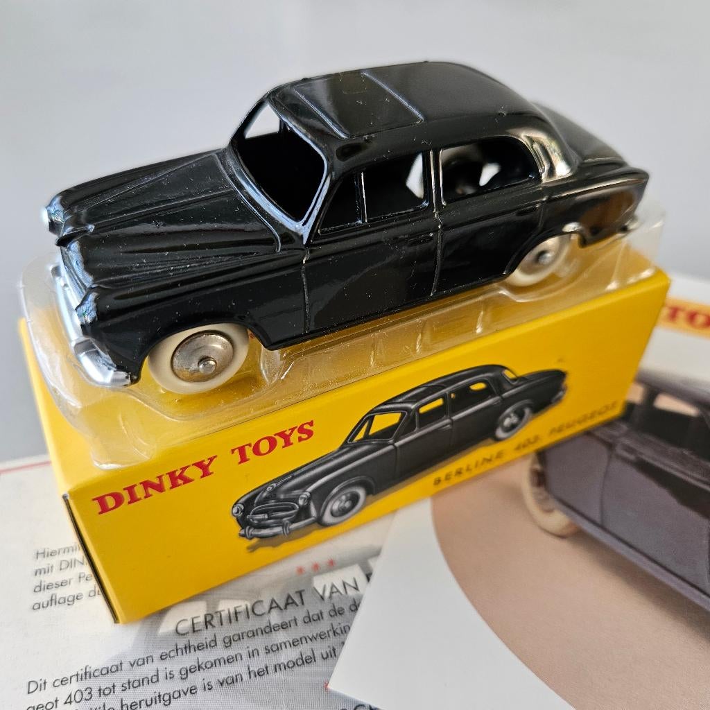 DINKY TOYS/ATLAS: PEUGEOT 403 (BERLINE), nr. 24B, Hobby en Vrije tijd, Modelauto's | 1:43, Ophalen of Verzenden, Zo goed als nieuw