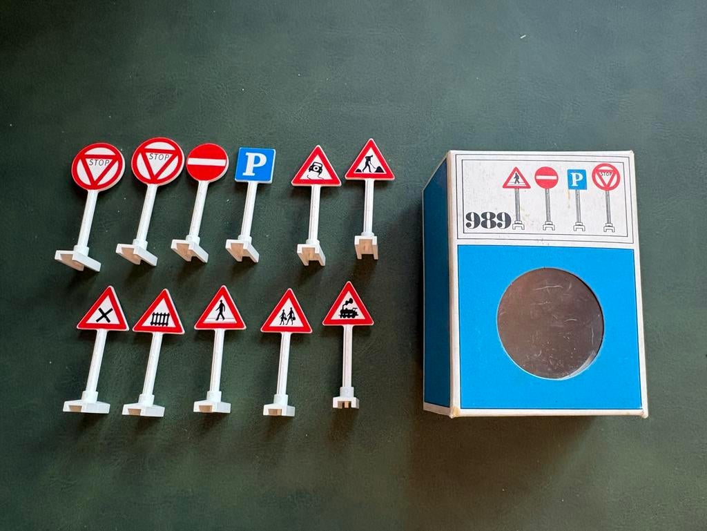 Lego verkeersborden set 989, Lego, Lego, Ophalen of Verzenden, Zo goed als nieuw