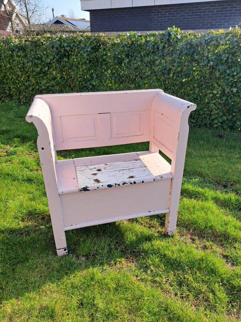 Houten bank, Ophalen