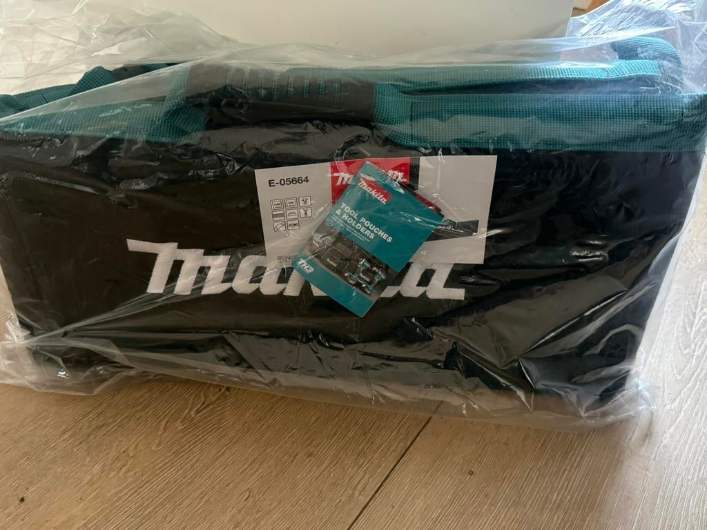 Opbergtas makita, Ophalen of Verzenden, Zo goed als nieuw, 1200 watt of meer, 70 mm of meer